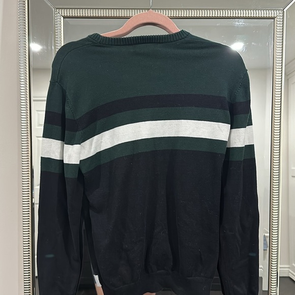 Great condition Mens Small Guess Sweater Green Black White - Picture 3 of 3